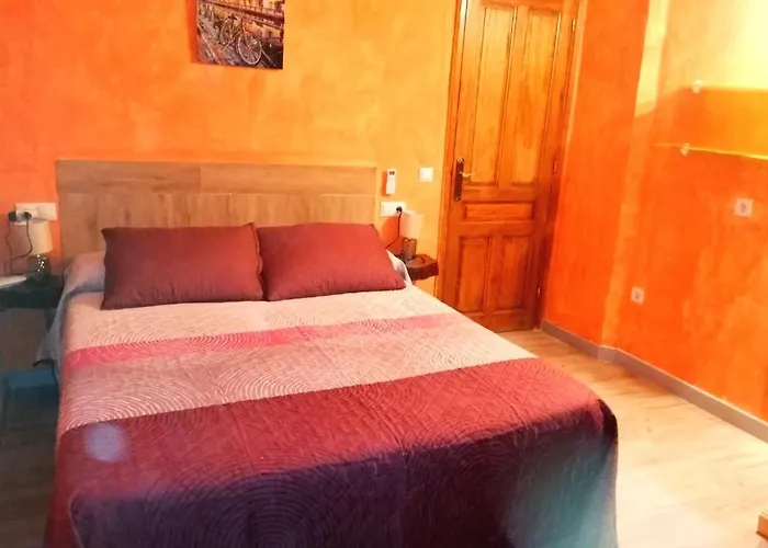 Casa Con Jacuzzi La Olivera * Chert